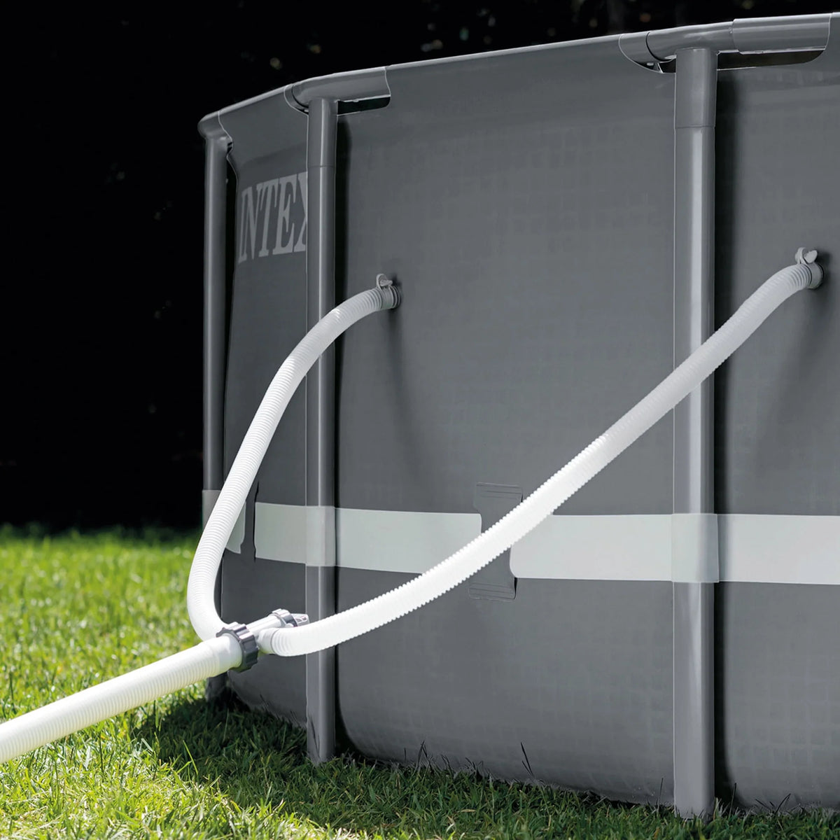 18' x 52 Above Ground Pool Set with Pump N95678
