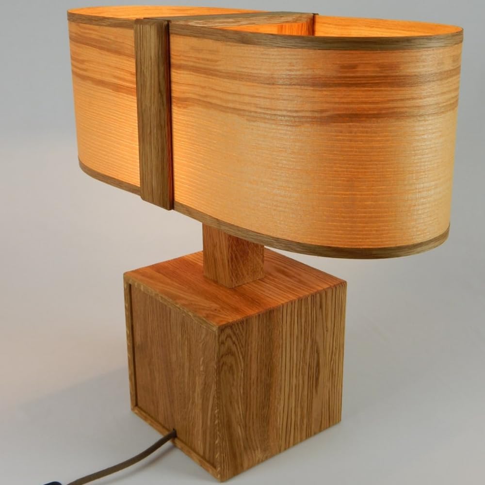 20"W x 18"H x 8"D Oak Wood Table Lamp L940