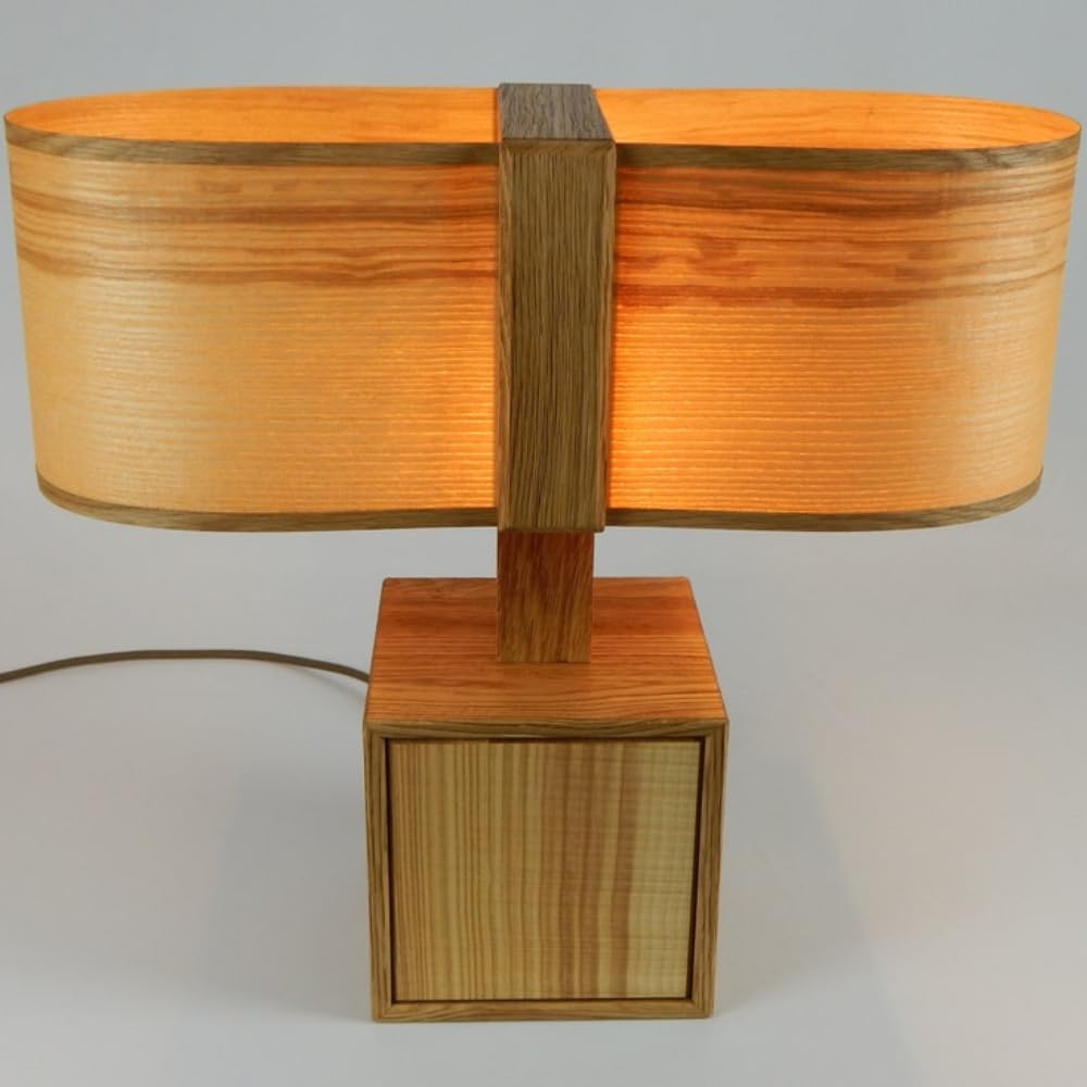 20"W x 18"H x 8"D Oak Wood Table Lamp L940