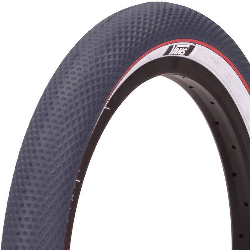 20 x 2.4 Clincher Wire Red Camo/Black Tire D551