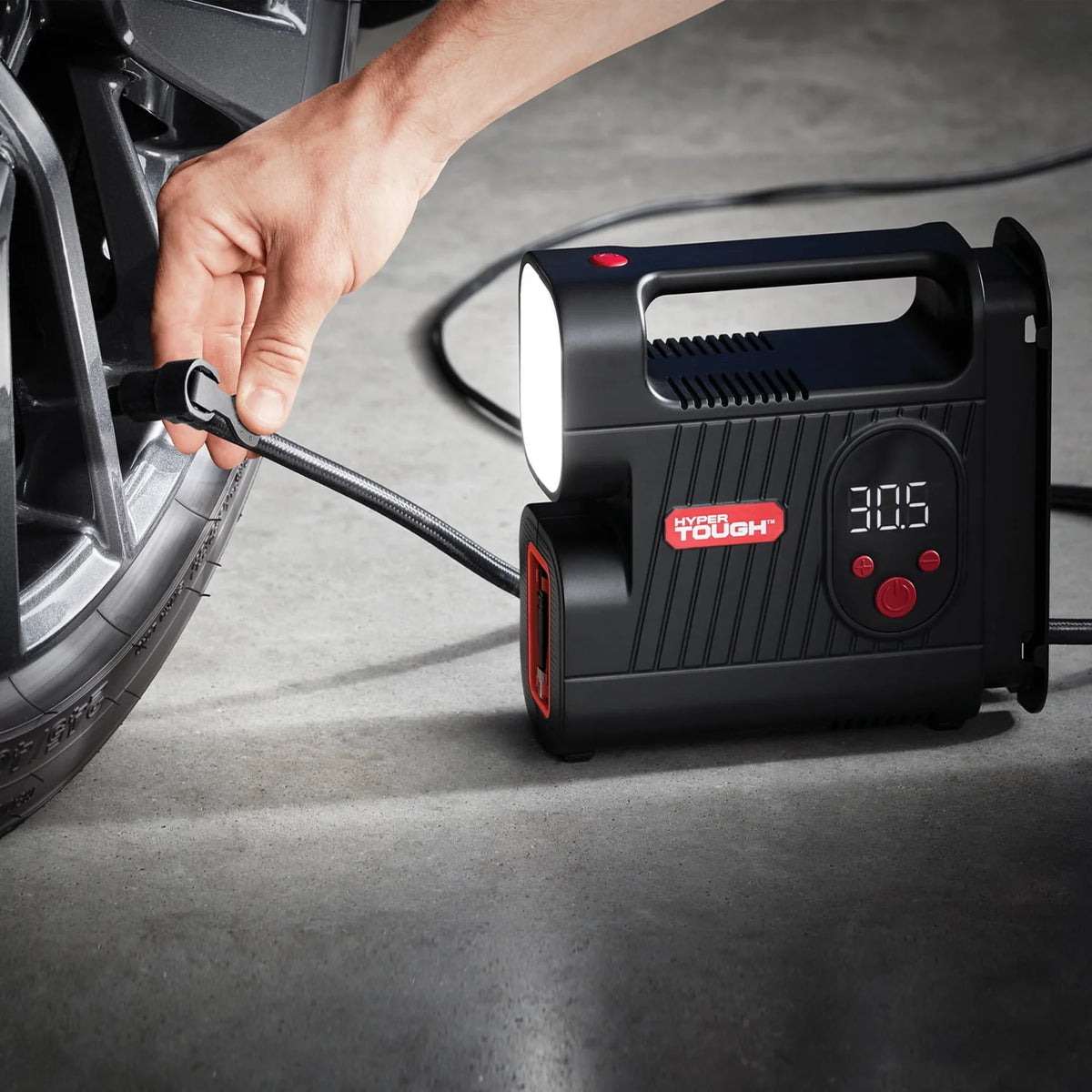 12V Digital Car Tire Inflator Q543580