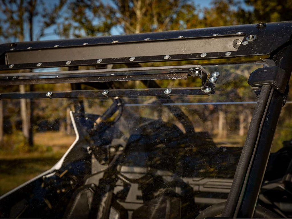 Heavy-Duty Scratch Resistant Vented Full Windshield T325715