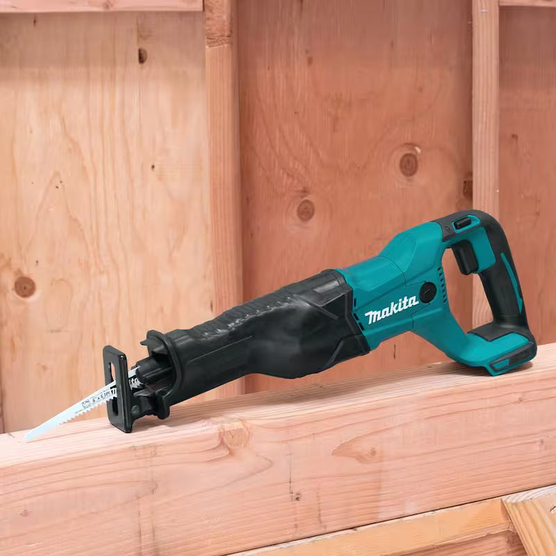 18V Lithium-Ion Cordless Reciprocating Saw E499958