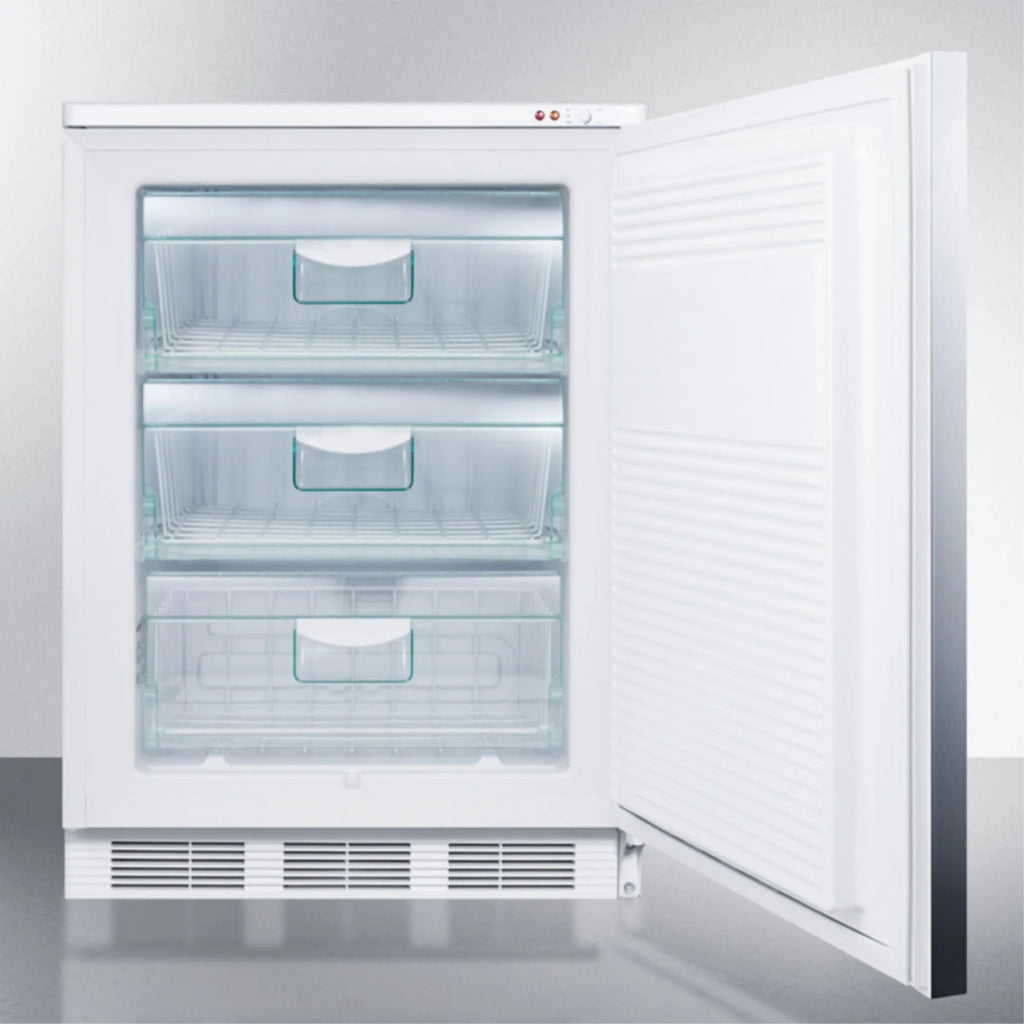 Commercial built-in medical all-freezer with front lock, stainless steel door and horizontal handle Q77079