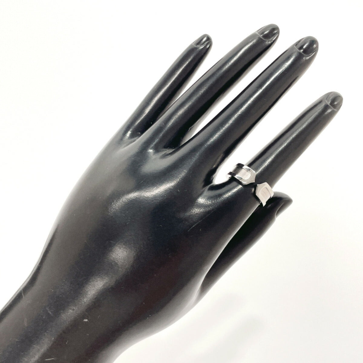 Silver Ring B244144