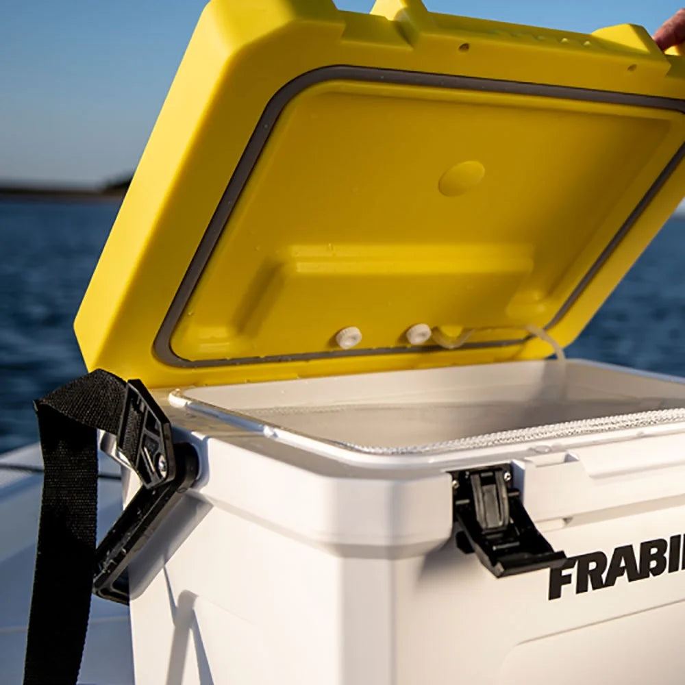 Magnum Bait Station 19 Quart S493
