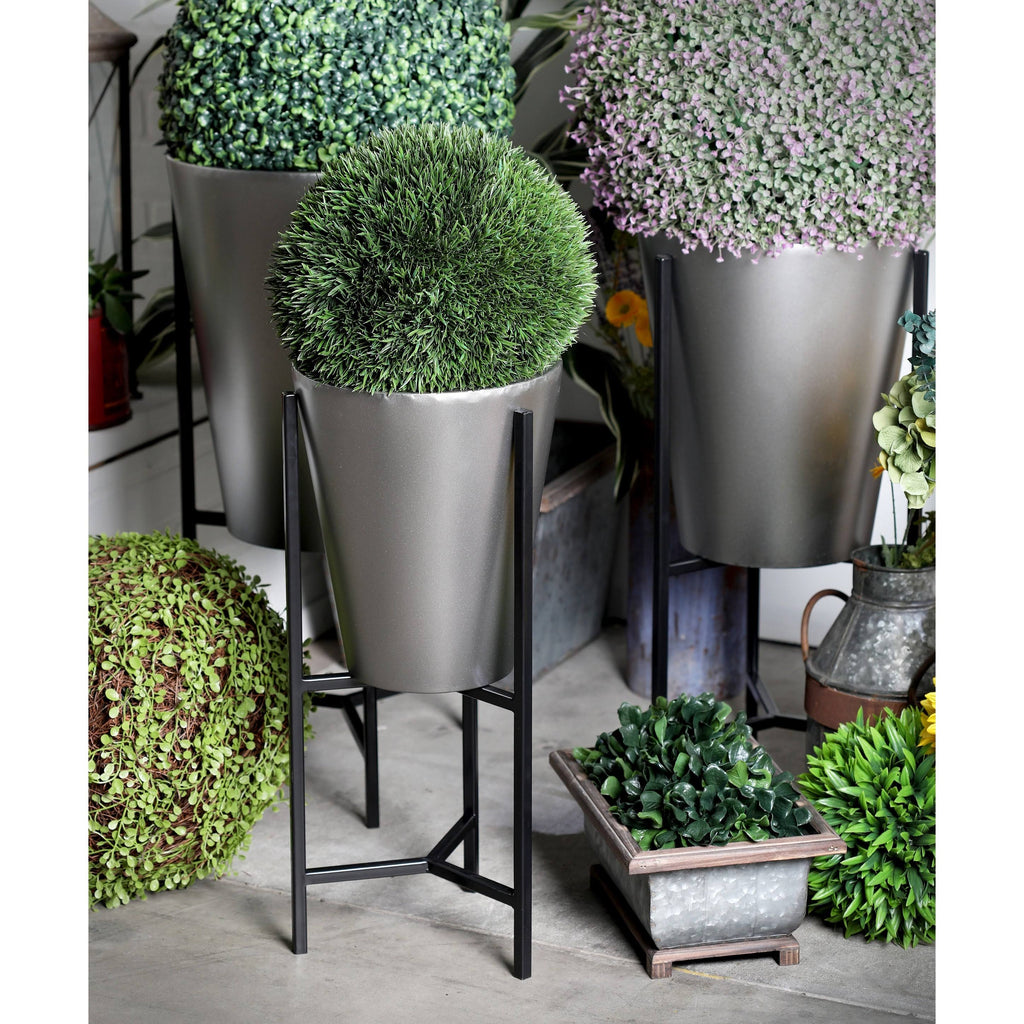 Iron Conical Planters with Stand Set of 3 N659660