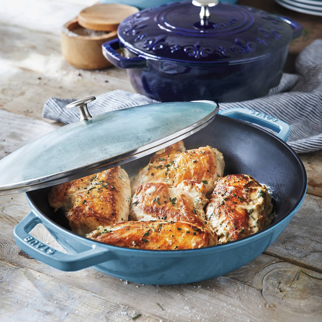 Cast Iron 4.5-qt Pan Black Matte V102718