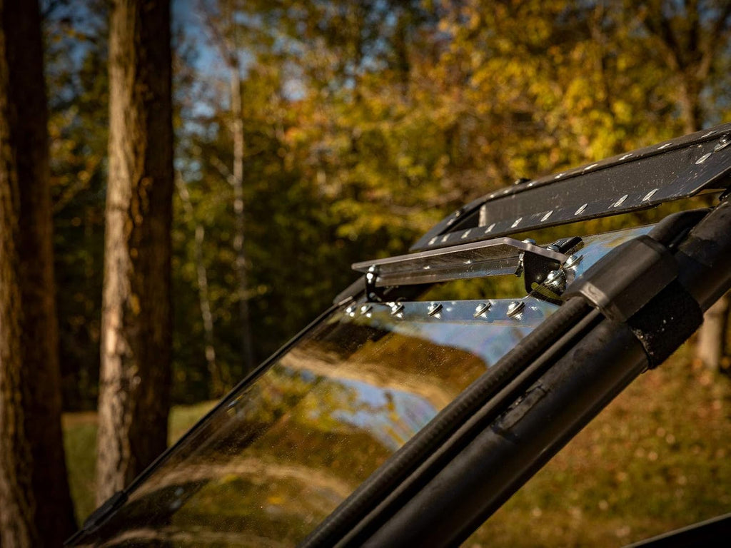 Heavy-Duty Scratch Resistant Vented Full Windshield T325715