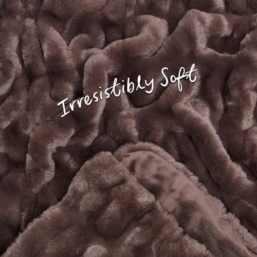 Dark Gray 50" x 65" Faux Fur Throw Blanket Z715