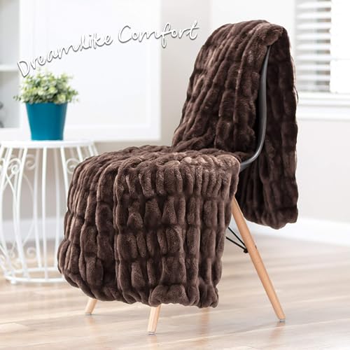 Dark Gray 50" x 65" Faux Fur Throw Blanket Z715