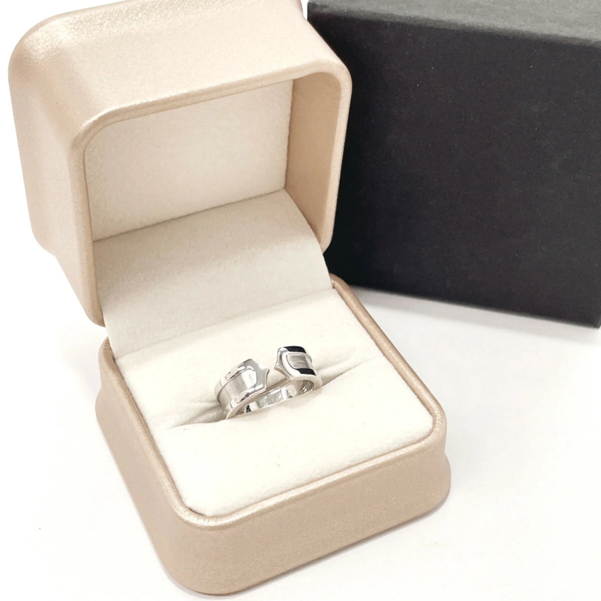 Silver Ring B244144