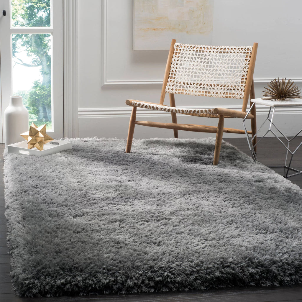 Grey 6' x 9' Polyester Shag Area Rug M298041