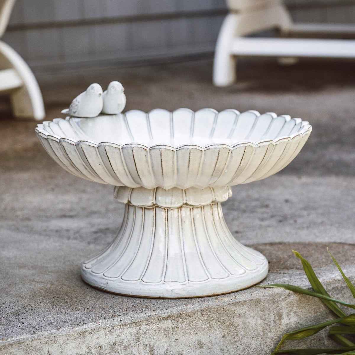 Beige Bird Bath H7464