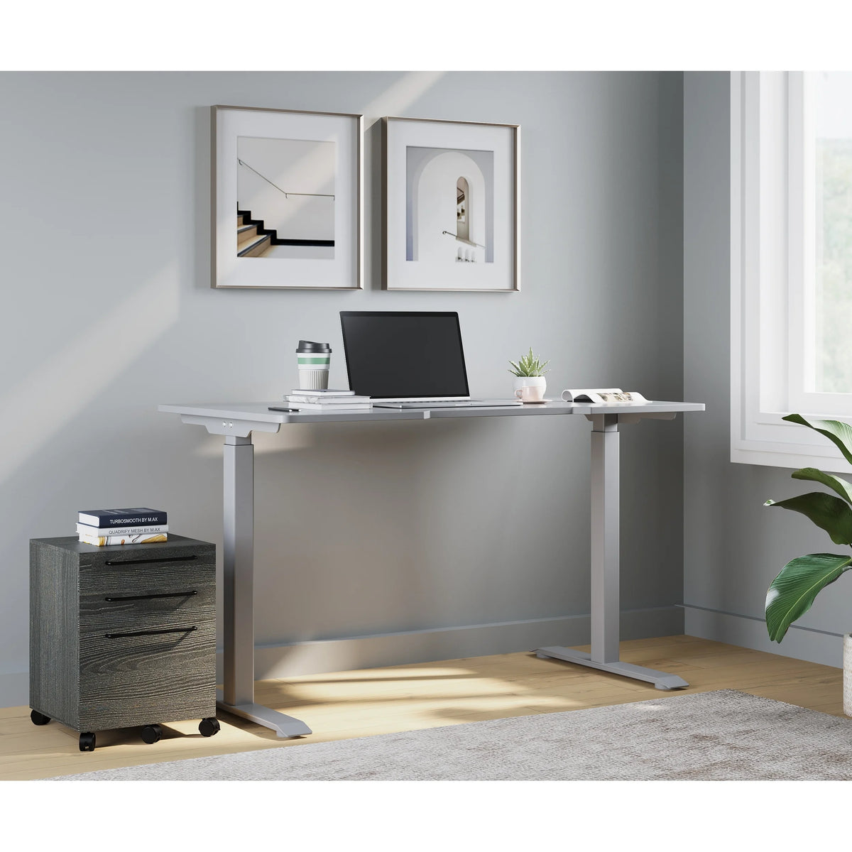 Black Sit/Stand Desk R303