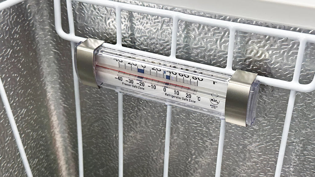 3.5 Cu. ft. Chest Freezer V438855