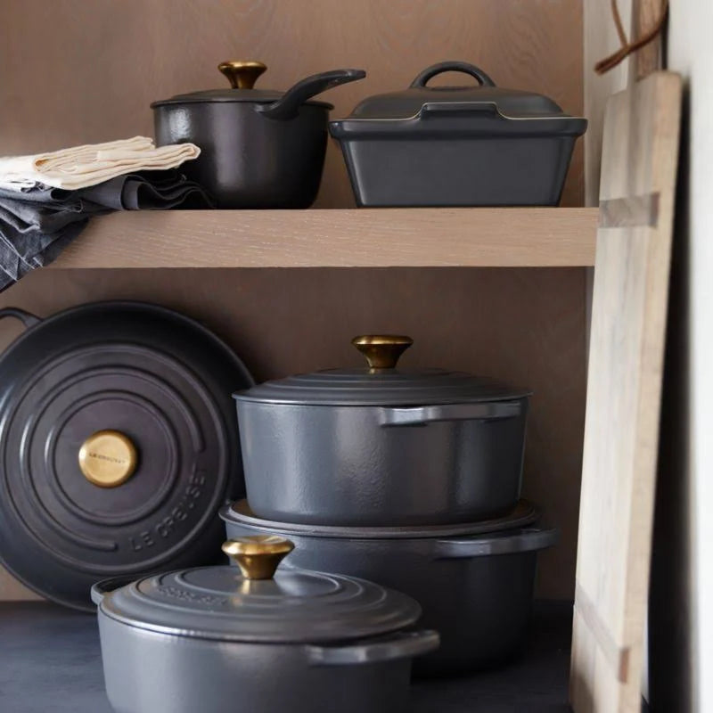 Oval Wide Dutch Oven A53229