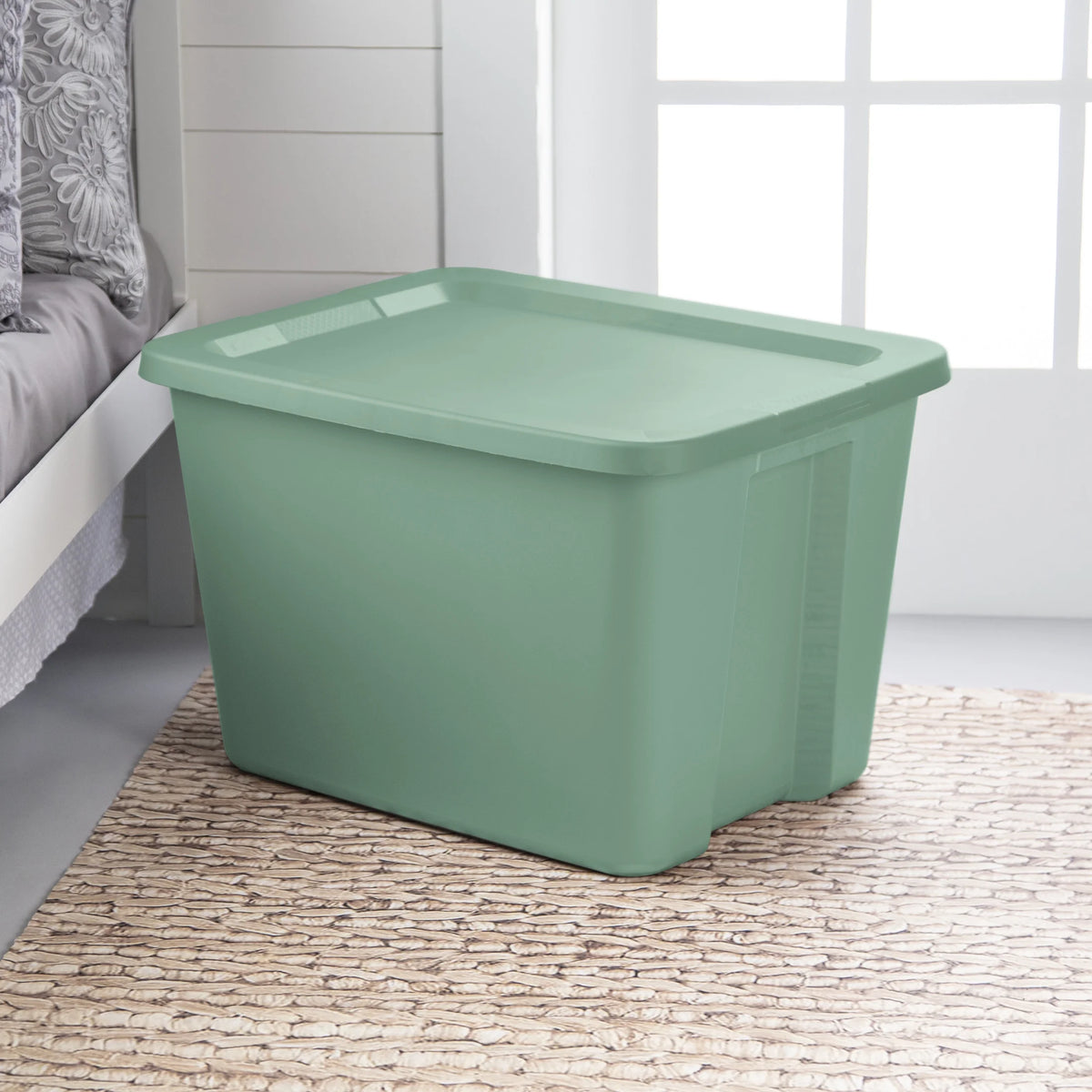 18 Gallon Plastic Tote Box, Set of 8 D9914