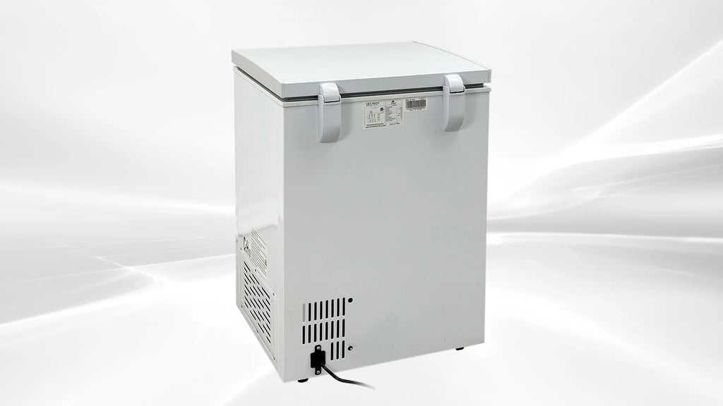3.5 Cu. ft. Chest Freezer V438855