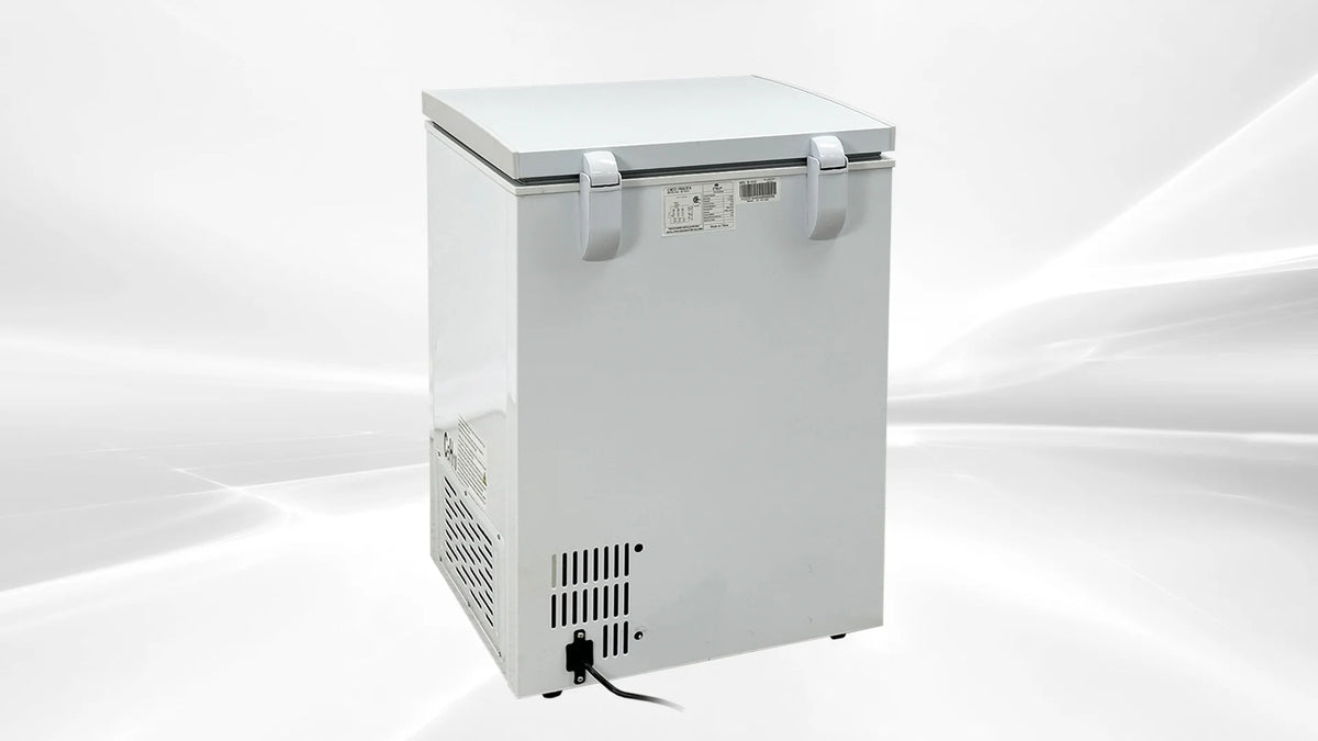 3.5 Cu. ft. Chest Freezer V438855