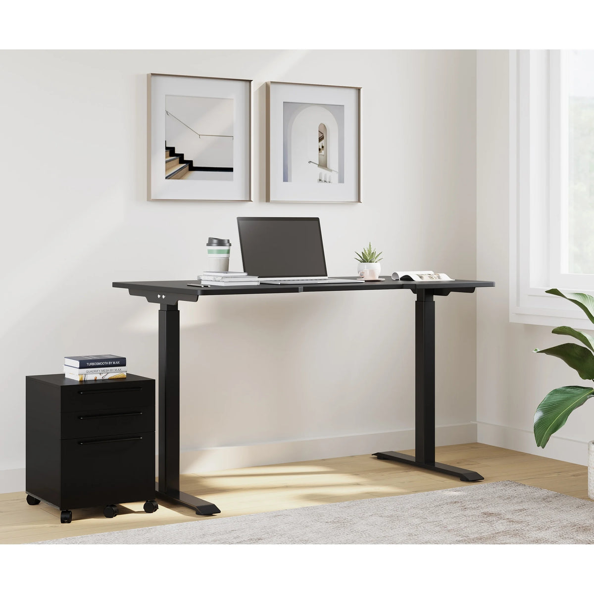 Black Sit/Stand Desk R303